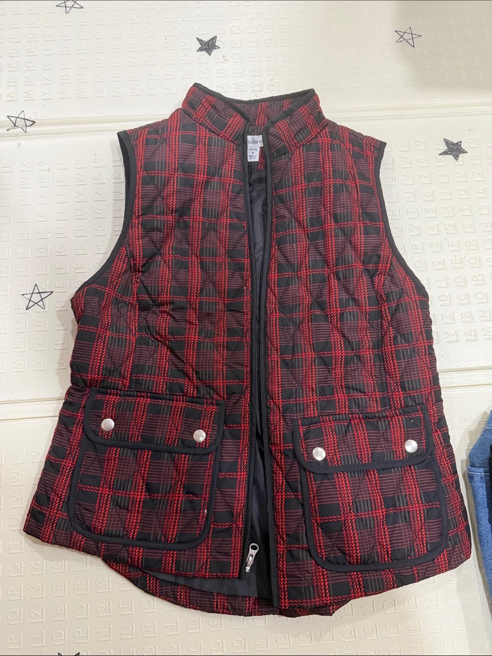 croft & barrow Black and Red Plaid Quilted Jacket Lining - Picture 4 of 10